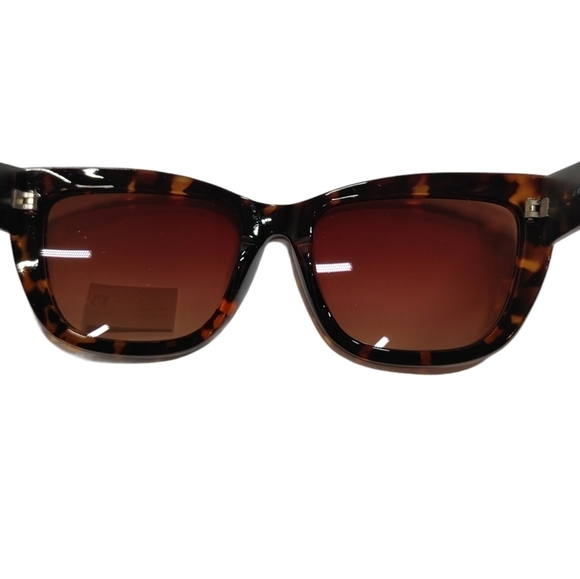 Joe's Jeans Tortoise Large Sunglasses - Picture 5 of 9